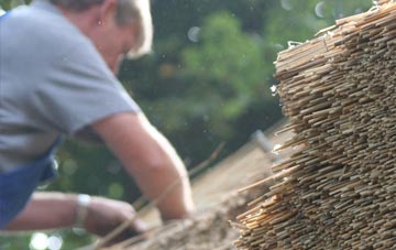 professional Mountain Bower thatchers